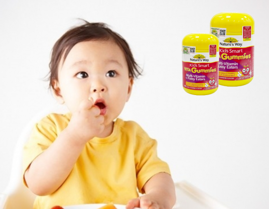Vitamin tổng hợp Kids Smart Vita Gummies cho trẻ biếng ăn