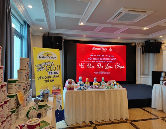 Nature's Way đồng hành cùng hội nghị khách hàng khu vực Nghệ An - Hà Tĩnh với chủ đề "Vĩ đại do lựa chọn"