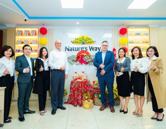 CEO PharmaCare Australia và cuộc gặp gỡ chiến lược với đơn vị phân phối Nature’s Way tại Việt Nam
