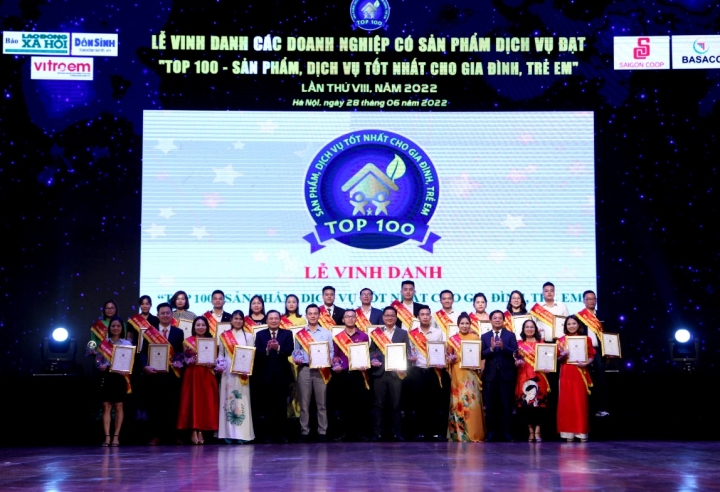 Ngày 28/6/2022, lễ vinh danh Top 100 Sản phẩm dịch vụ tốt nhất cho gia đình, trẻ em lần thứ VIII, năm 2022 đã diễn ra tại Nhà hát ca múa nhạc Quân đội (130 Hồ Tùng Mậu, Hà Nội) và được truyền hình trực tiếp trên VTC10 - Đài truyền hình Kỹ thuật số VTC.