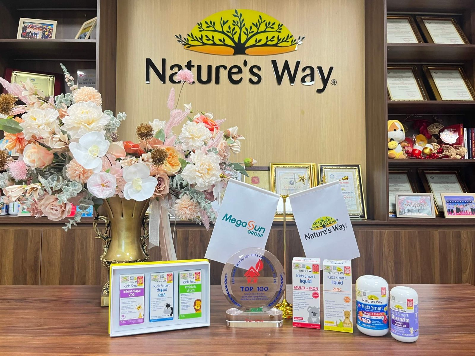 Nature’s Way lần thứ 3 liên tiếp được vinh danh trong Top 100 Sản phẩm dịch vụ tốt nhất cho gia đình, trẻ em