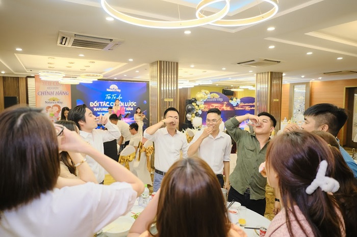 Tiệc tri ân đối tác chiến lược của Nature's Way Việt Nam tại Nghệ An