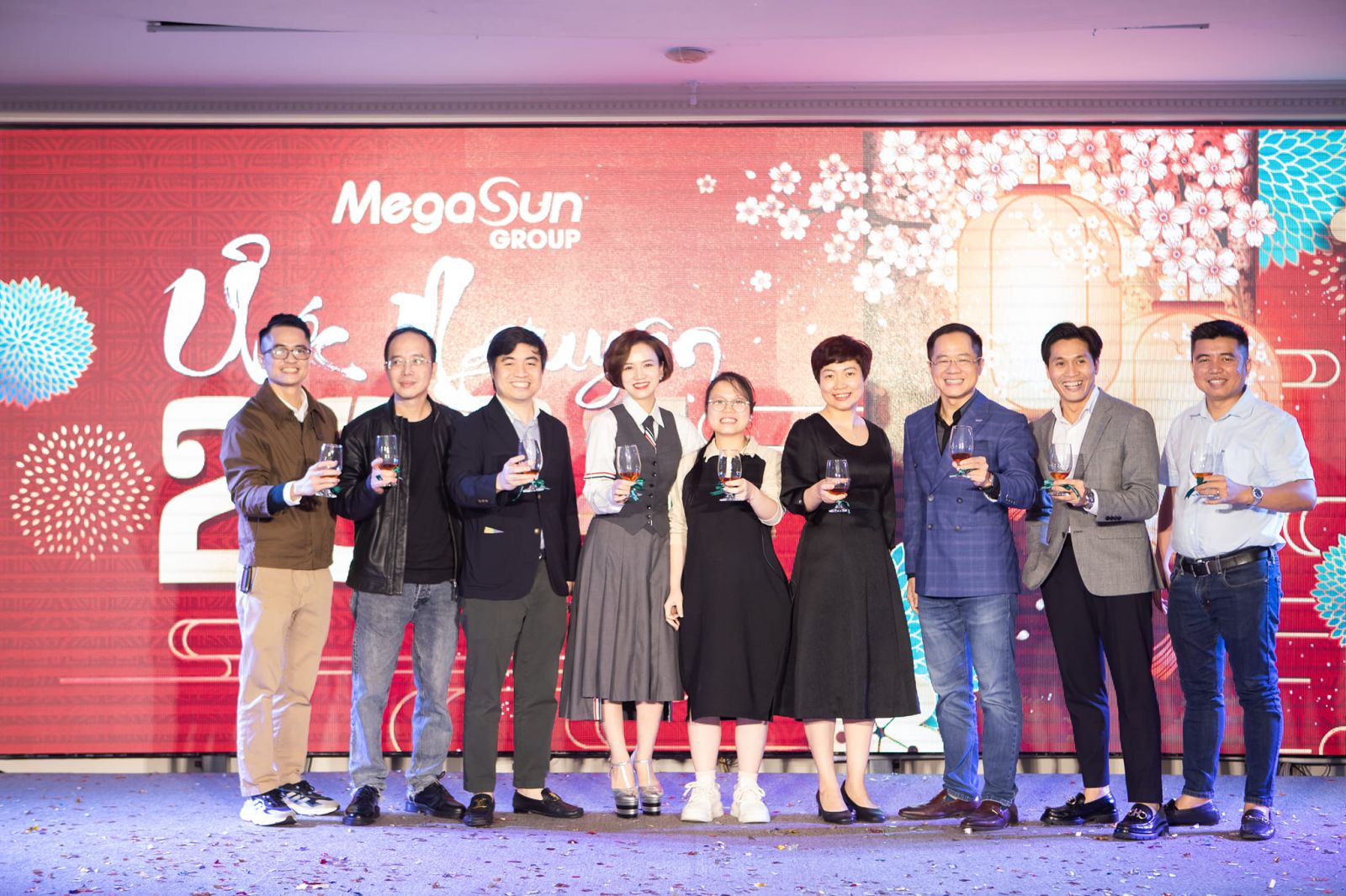 “Year End Party 2024” cháy hết mình cùng gia tộc Megasun Group
